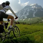 Complesso Turistico Aurora - *