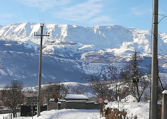 Complesso Turistico Aurora - *